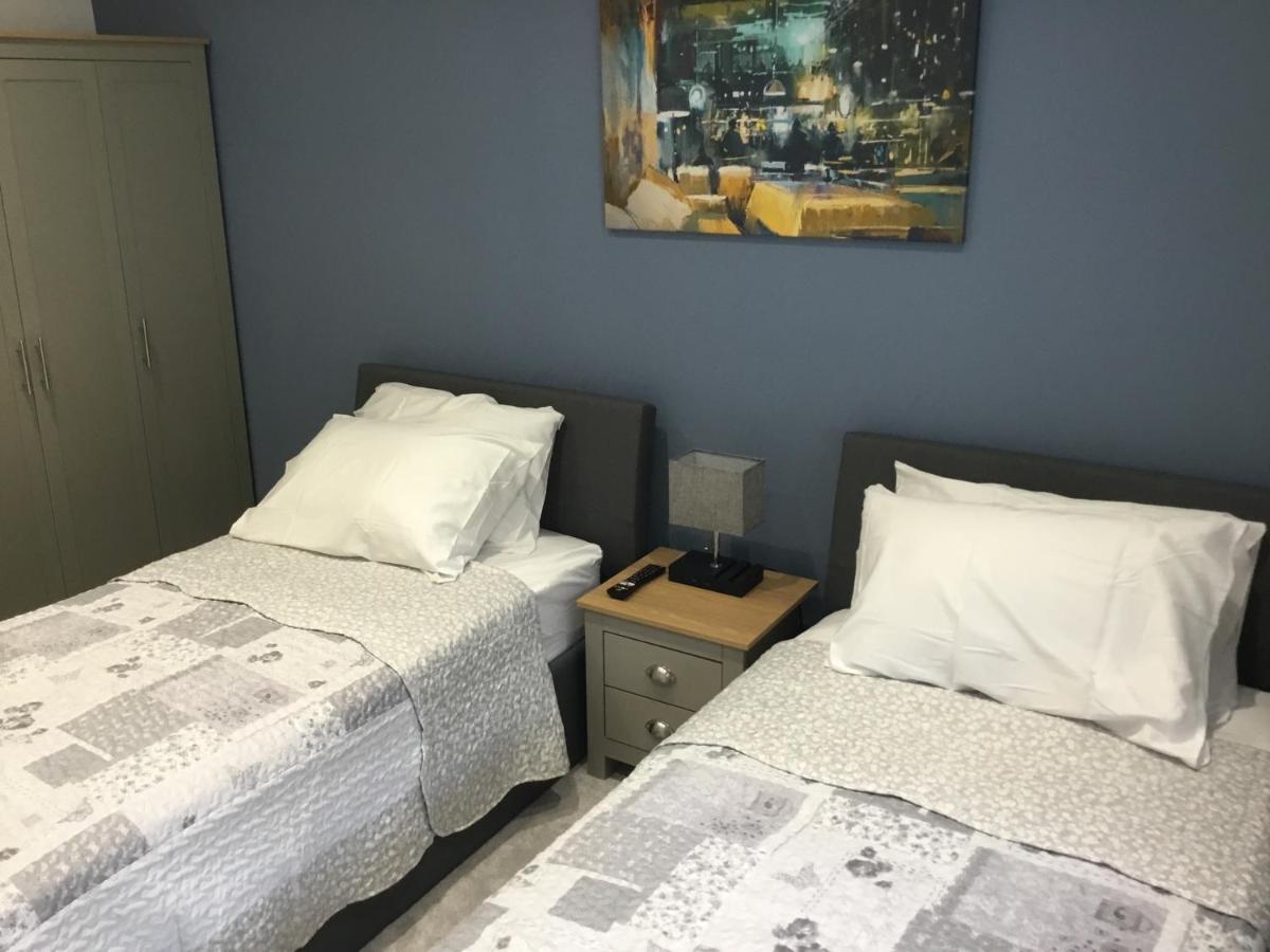 A Bit On The Side 2! Apartment เวสเตอรัม ภายนอก รูปภาพ